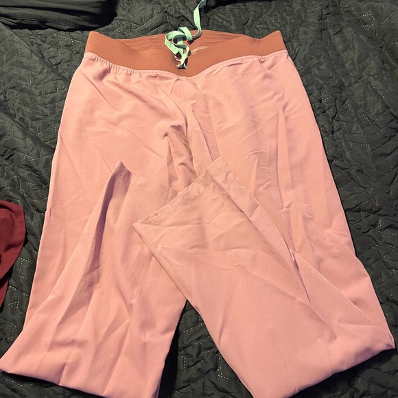 Figs scrub set pink - Picture 2 of 4